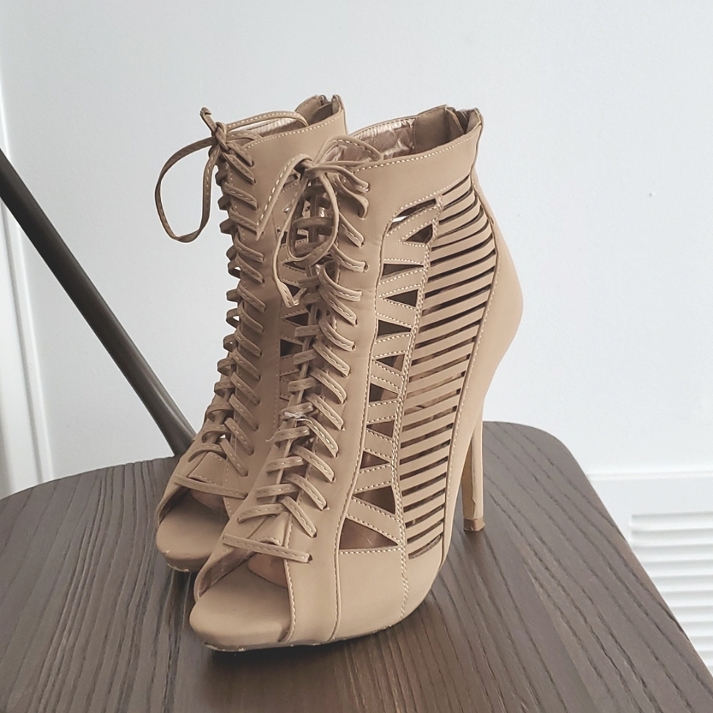 Tie Up Heels